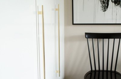 Line Big 592 länglicher Möbelgriff, Messing poliert, unlackiert