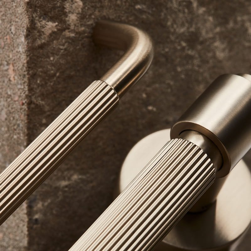 helix-stripe-handt-rf_2.jpg