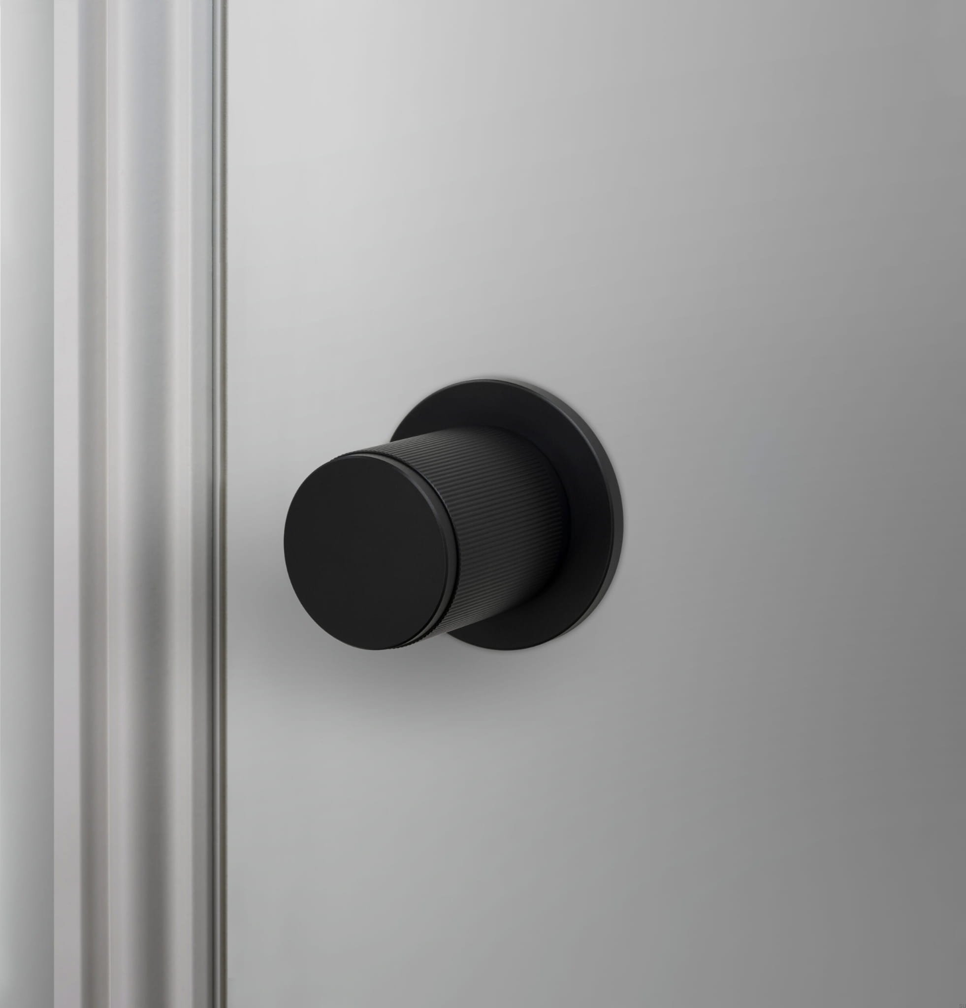 Door-Knob_FixedROW_Linear_Front_Welders-Black_A1_Web_Square-scaled.jpg