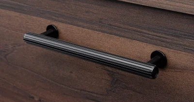 Länglicher Möbelgriff Rille 160 Black Brushed