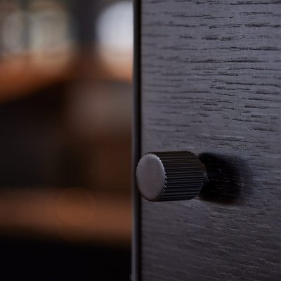 Helix Stripe 30 Möbelknopf Metall schwarz