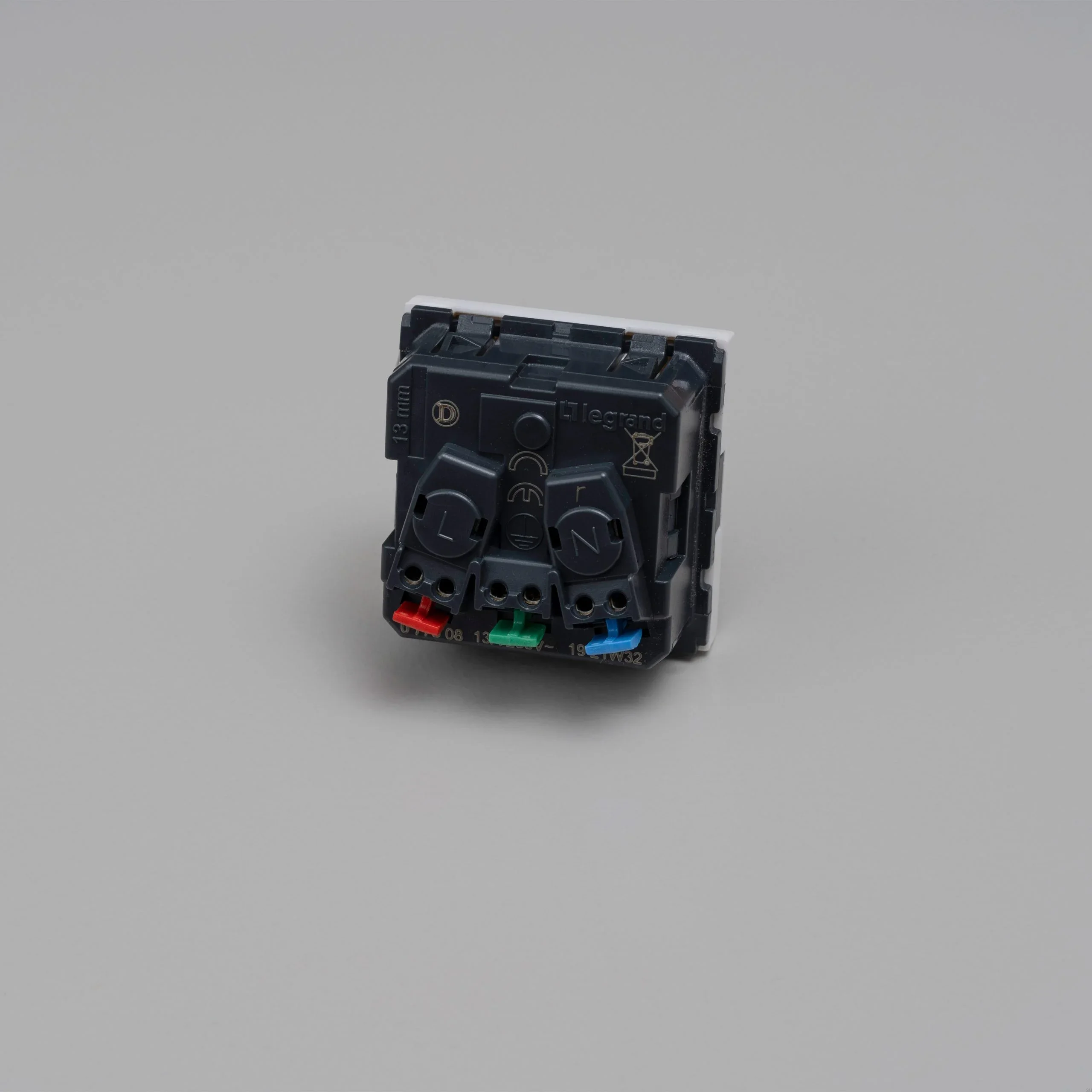 EU_Electricity_Danish_Type_K_White_Rear_Web-scaled.webp