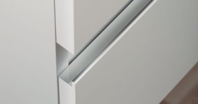 Möbelgriff Grada 497 aus eloxiertem Aluminium