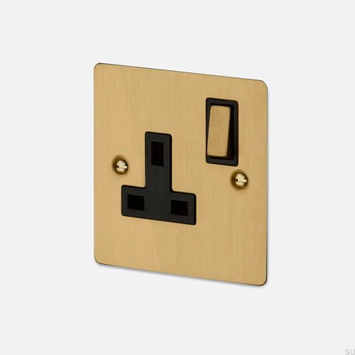 1g_uk-plug-brass.jpg