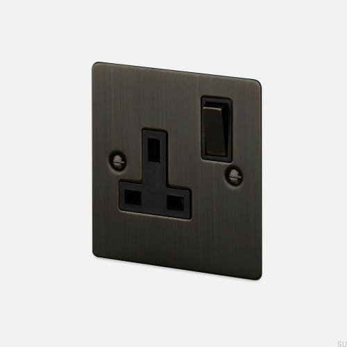 1g_uk-plug-smoked-bronze.jpg