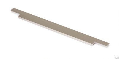 Linear 397 Möbelgriff aus Aluminium mit silberner Kante