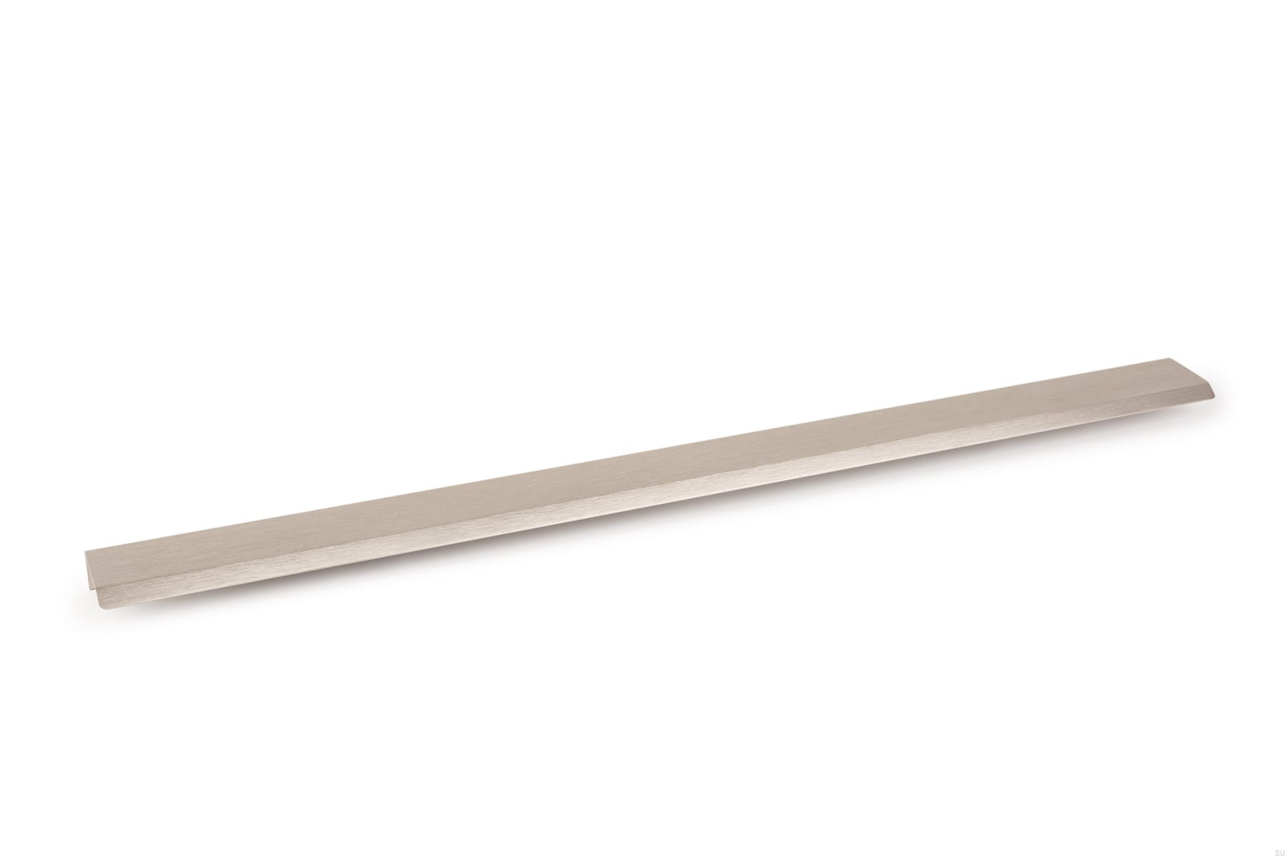 0117416L24_CURVE_WEB.jpg