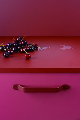 Länglicher Möbelgriff Belt 160 Metal Red
