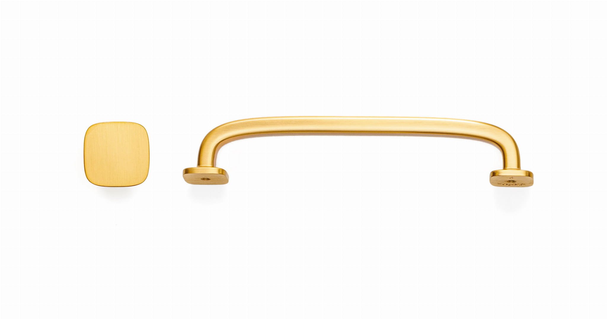 0616-quart-big-brushed-brass-cava.jpg