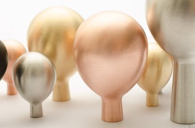 Drop 40 Wandhalter aus goldfarbenem Messing, gebürstet, unlackiert
