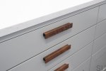 373347--Uchwyt-meblowy-podłużny-Shelter-160-Drewniany-Orzech-Włoski-Beslag-Design-Skandynawskie-Uchwyty_2