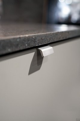 Side 40 Aluminium Silber Möbelgriff mit gebürsteter Kante