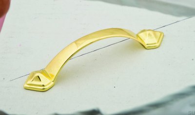 Länglicher Möbelgriff 1323 96 Poliertes Gold