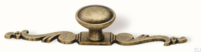 Möbelknopf mit Schild 1546 Antikbronze