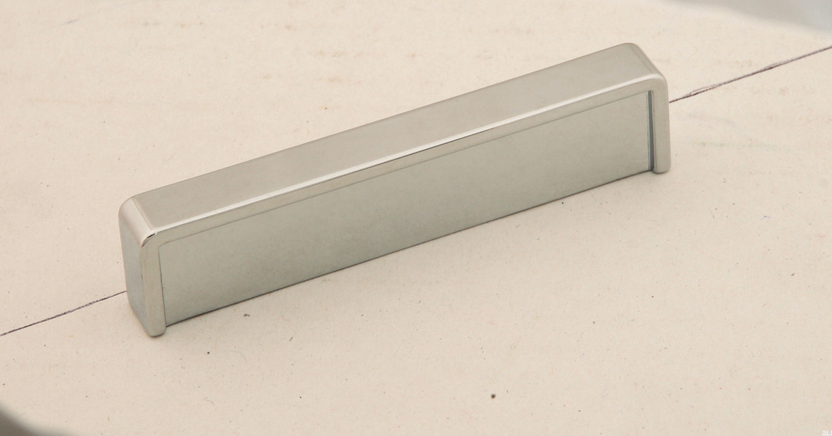 1907F-80ZN1--Uchwyt-meblowy-podłużny-1907F-64-Chrom -Polerowany-Siro-Skandynawskie-Uchwyty_2