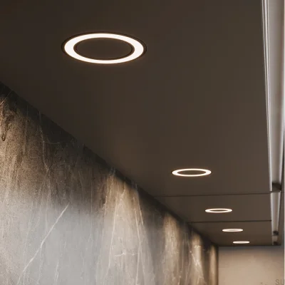 LED-Strahler mit Abdeckung Holl D-M Schwarz Matt