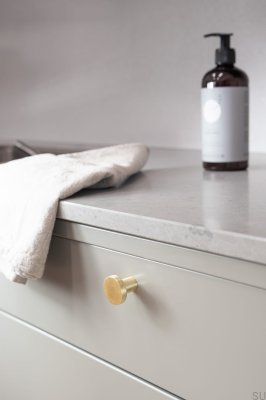 Möbelknopf 2078 aus gebürstetem Goldmetall