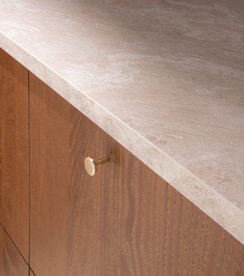 Möbelknopf Spira aus poliertem Messing