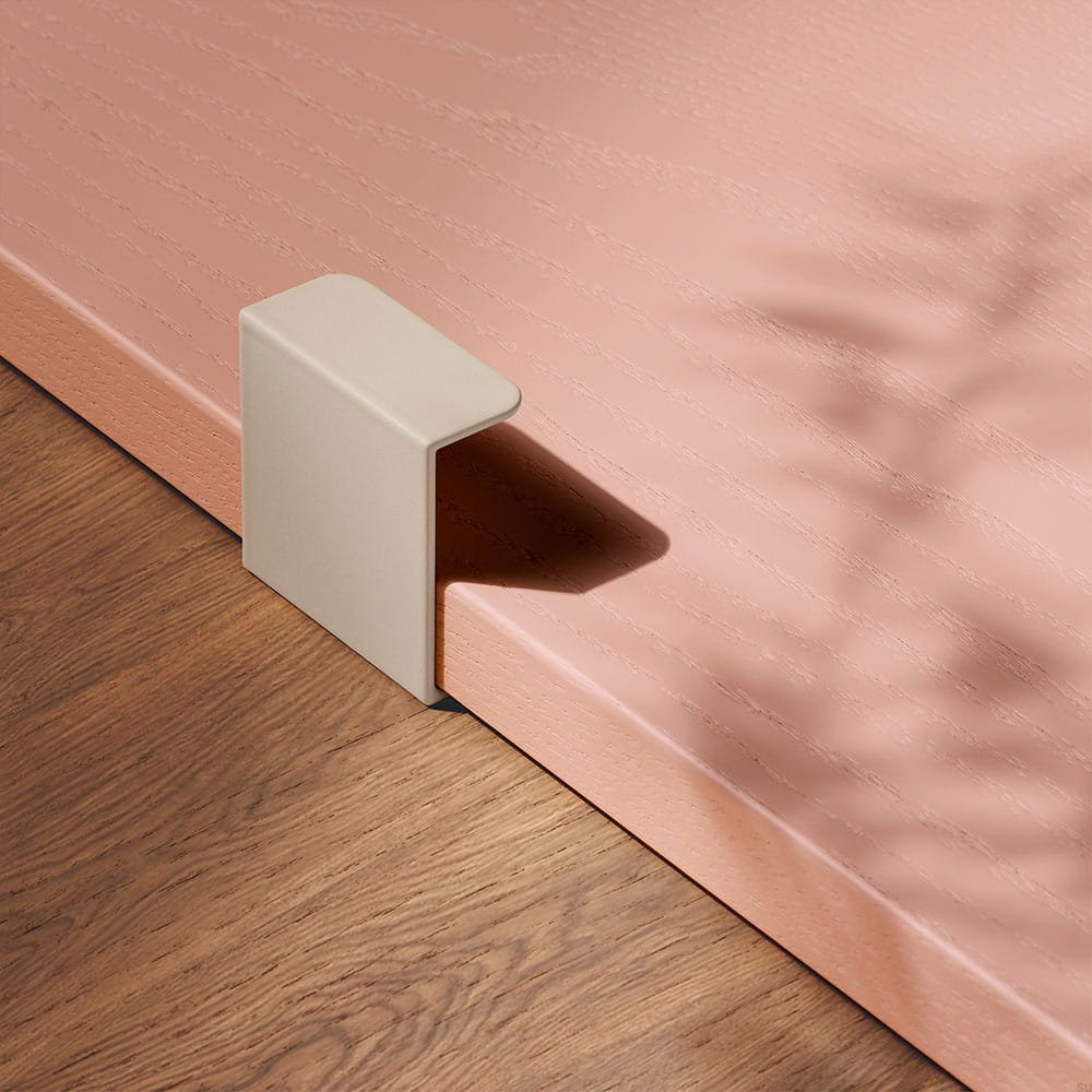 hide-40-pink.jpg
