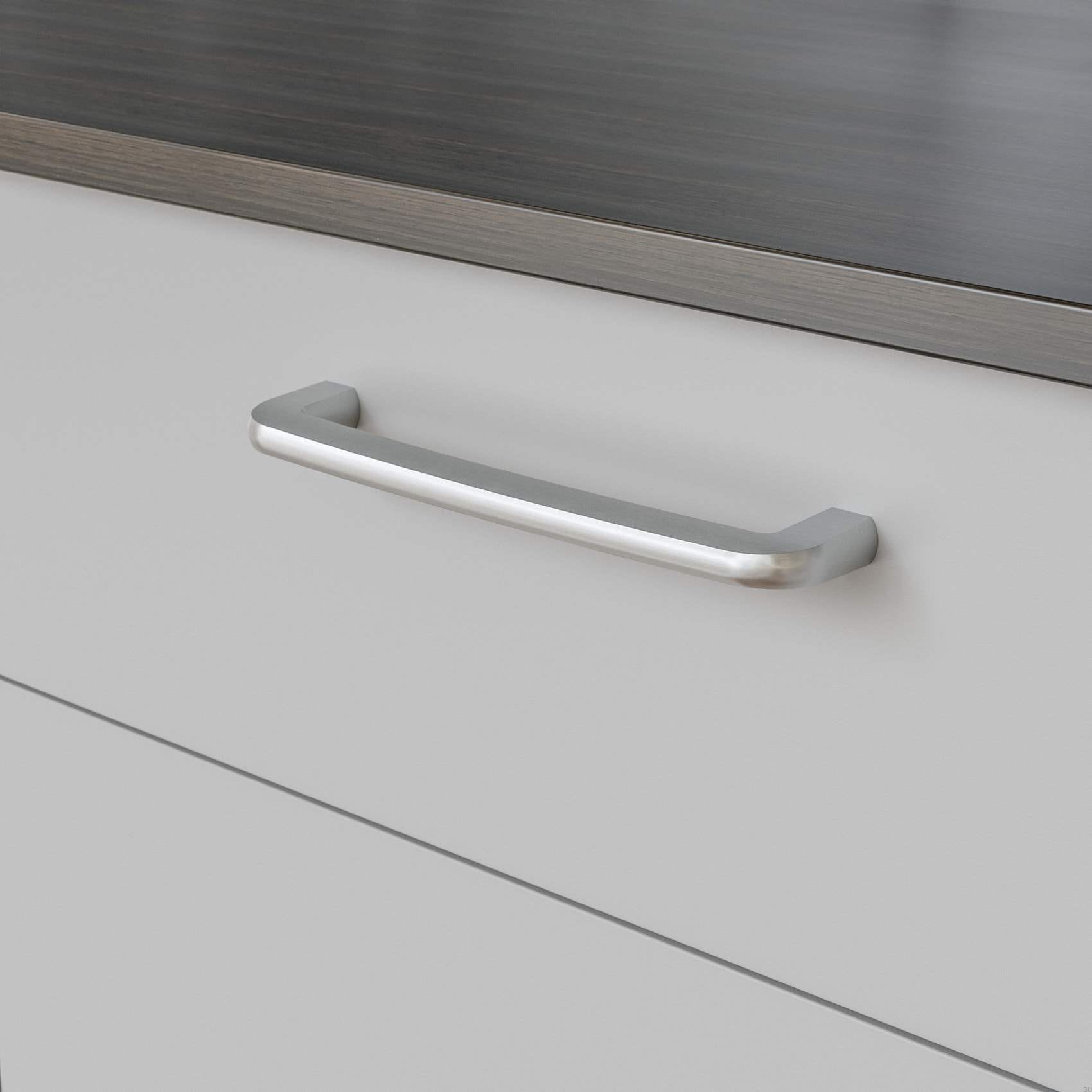 10210102--Uchwyt-meblowy-Podłużny-Visby-192-Srebrny-Szczotkowany-Twentytwo-Skandynawskie-Uchwyty_1