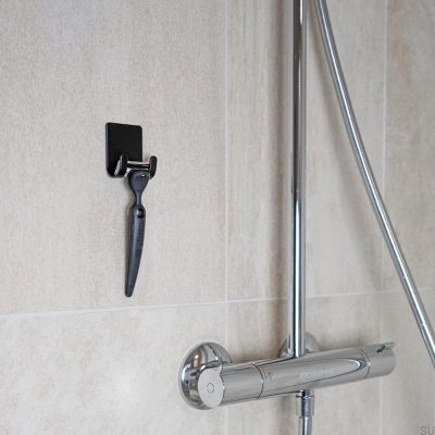 Basis-Rasierhalter aus mattschwarzem Stahl