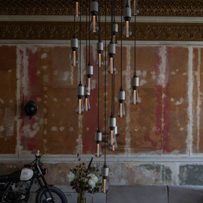 Heavy Metal Cascade Chandelier (auf Anfrage wählbar)