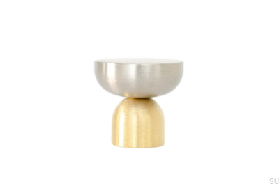 Kokeshi Mix 3032 Möbelknopf aus gebürstetem Messing, unlackiert mit gebürstetem Stahl