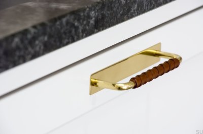 Länglicher Möbelgriff mit Royal Deluxe Pad 128 Messingbraunem Leder