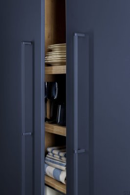 Riss Big 480 Aluminium Blauer länglicher Möbelgriff