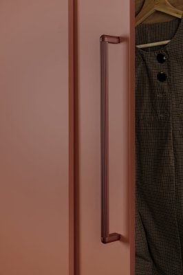 Riss Big 480 länglicher Möbelgriff Aluminium Rot