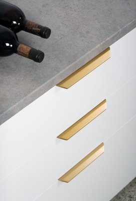 Möbelgriff mit 200 Kanten von Vann Gebürstetes Gold