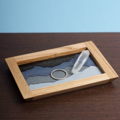 Scene Night Schmucktablett aus Holz, emailliert 