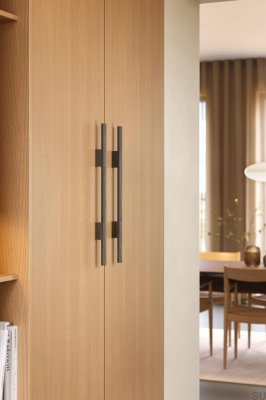 Magnum 512 Länglicher Möbelgriff aus Holz, Eiche, Braun