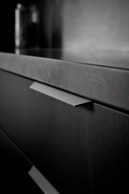 Möbelgriff Blaze 2 2x80 Kanten, gebürstetes Aluminium-Anthrazit