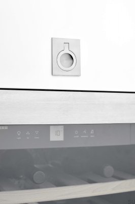Flush 32 Möbelgriff, versenkbar, Metall, silber