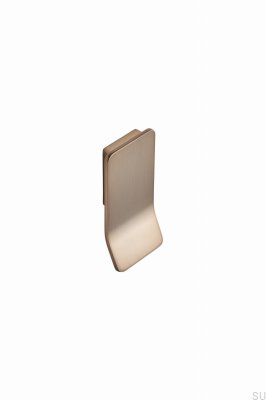 Leaf 32 Länglicher Möbelgriff aus gebürstetem Metall in Gold