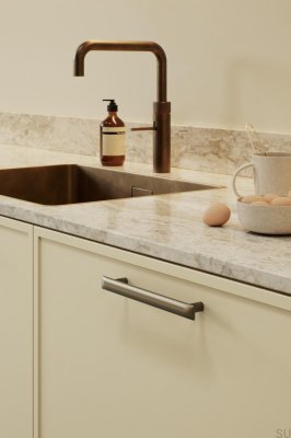 Flow 160 Metall gebürstetes Gold Länglicher Möbelgriff