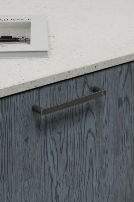 Punto 160 länglicher Möbelgriff, Metall, mattschwarz