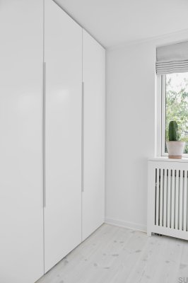 Möbelgriff Edge Straight 1200 aus Aluminium, mattweiß