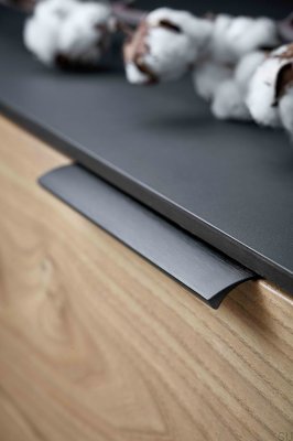 Möbelgriff Edge Straight 40 aus Aluminium in Antik-Bronze