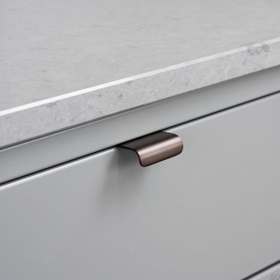 Möbelgriff Lip 40 Messing Braun Gebürstete Kante