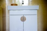 D_69-0-0-1--Uchwyt-meblowy-Basic-130-Drewniany-Dębowy-Olej-Miękki-Bezbarwny-Półmat-DOT-Manufacture-Skandynawskie-Uchwyty_3