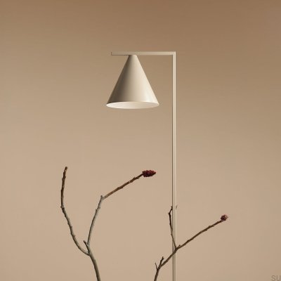 Stehleuchte Form Metall Beige