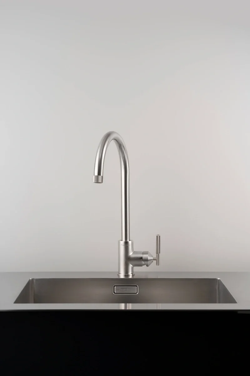 C0-074236--Bateria-kuchenna-Mixer-Linear-Stal-Standard-Europejski-Buster-and-Punch-Skandynawskie-Uchwyty_2