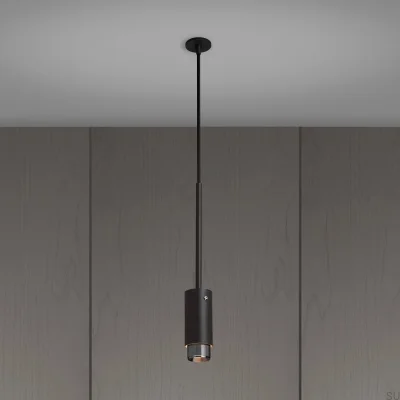 Auspuffanlage aus linearem Stahlgraphit mit silberner Pendelleuchte