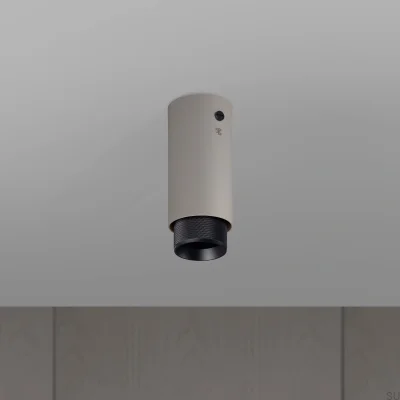 Auspuffkreuz Stahlgrau mit schwarzem Deckenstrahler