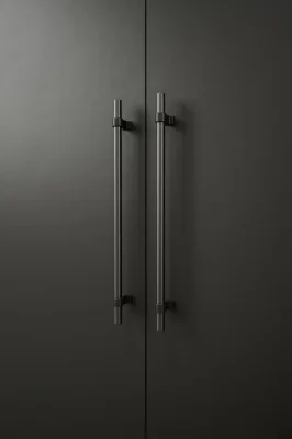 Bond 2x544 Aluminium Matt Schwarz Gun Metal Länglicher Möbelgriff
