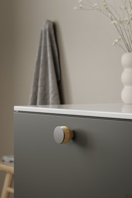 Melura 30 Möbelknopf, Holz, Eiche und Silberstahl